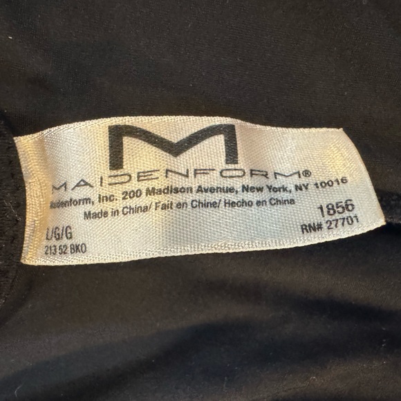 Maidenform slendering sleeveless bodysuit, bra cut out, bottom latches, size L - Picture 3 of 3